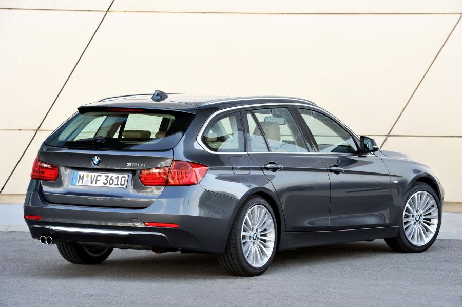  BMW 328i Touring Luxury 2012 года  (фото 90 из 200)